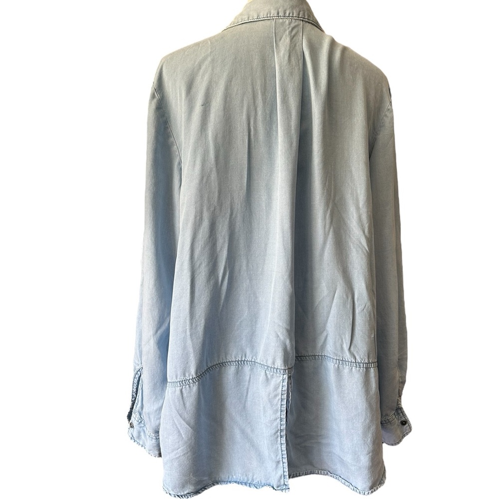 Elegant Sky Blue Button Down Shirt - Picture 6 of 7